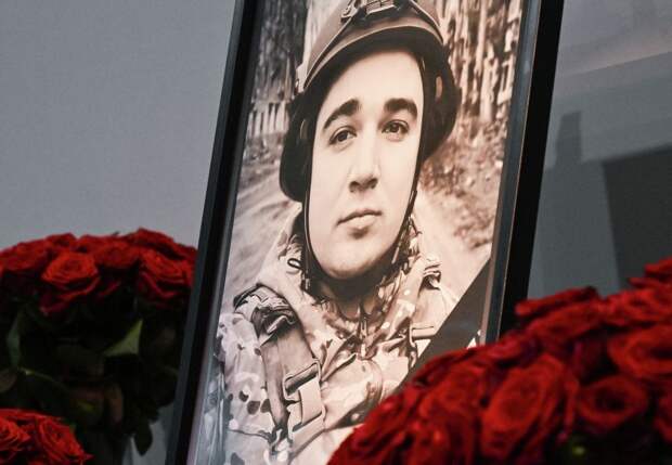 Школе в Крыму присвоили имя погибшего военкора «Известий» Федорчака