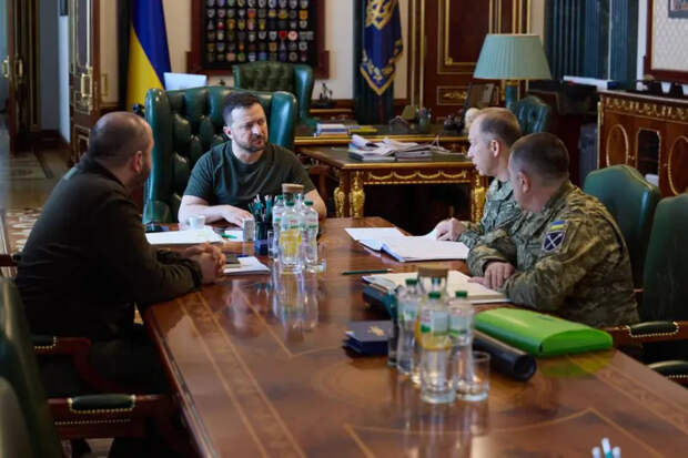 Китайская пресса: НАТО не достигнет своих целей на Украине, а любые переговоры приведут к потере Киевом территорий