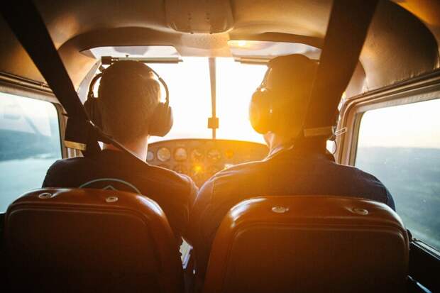 Пилоты должны быть безбородыми по соображениям безопасности