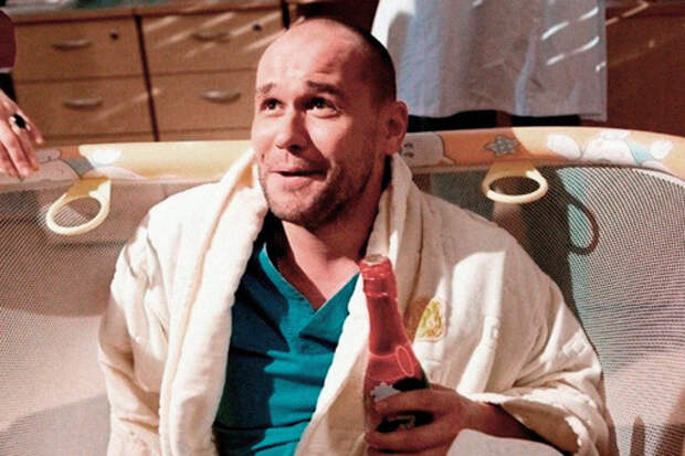 Актер Максим Аверин назвал крутым конфликт Яковлевой