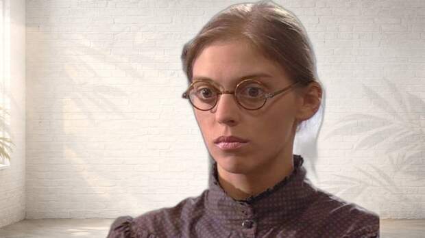 «Хрустальная ваза» и трагическая потеря: как 44-летняя Нелли Уварова пережила испытания и нашла счастье