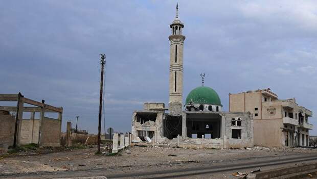 Разрушенное здание мечети в провинции Хама. Архивное фото