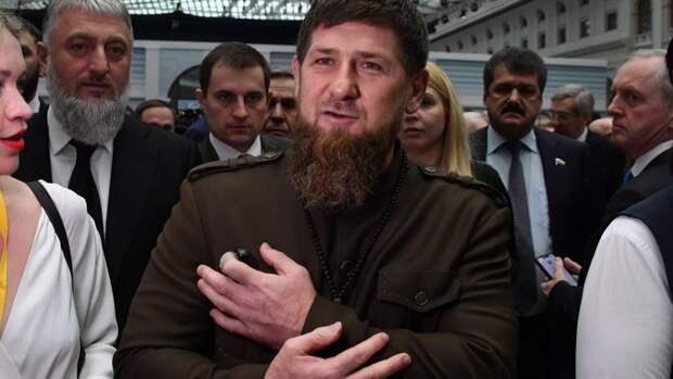"Не мужчина, не горец": Кадыров посоветовал Грузии от греха подальше спрятать Габунию