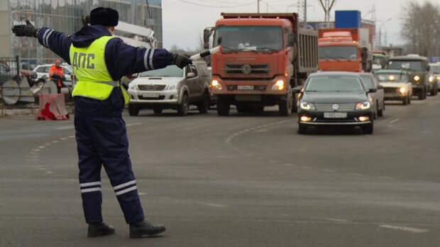 ГAИ назвала пять случаев, когда проезд на красный не считается нарушением