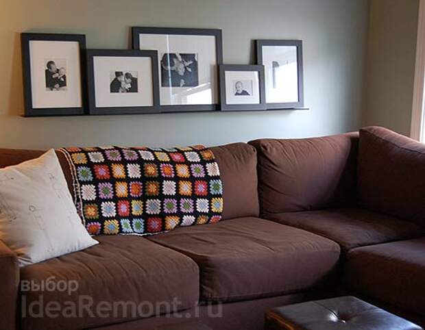 Большой диван с подушками