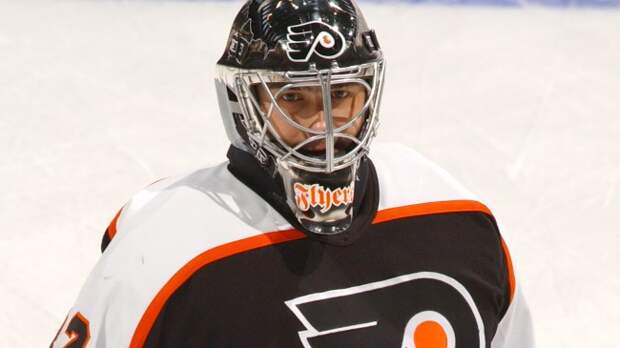 Flyers goalie Roman Cechmanek