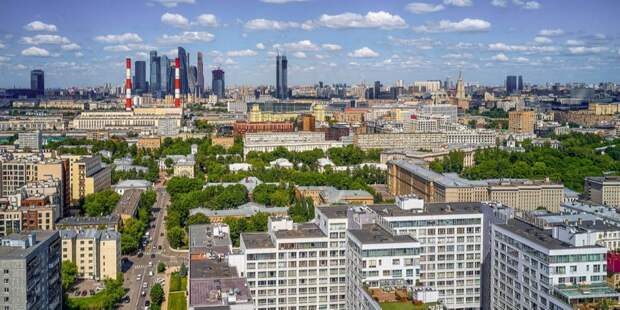 Собянин: Последствия удара БПЛА на Комсомольском проспекте устранят максимально быстро. Фото: М. Денисов mos.ru. Пресс-служба мэра и Правительства Москвы