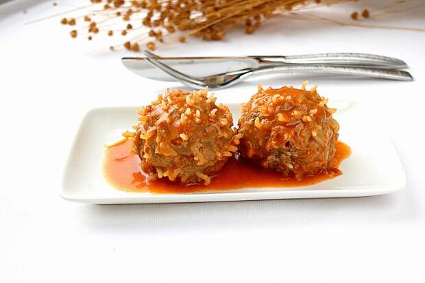 Мясные ежики с рисом: рецепт классический