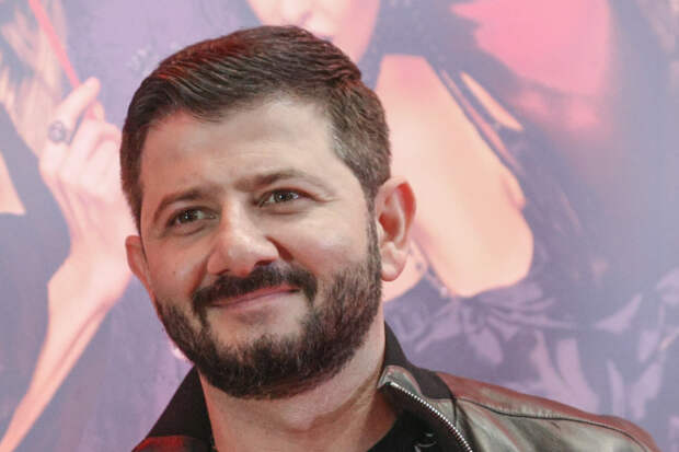 Расставание спустя 18 лет: кому достанется сердце звезды КВН?