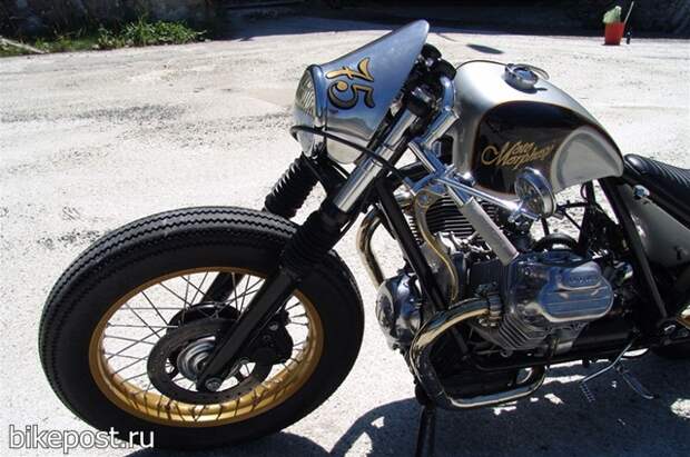 Кастом-байк Motomorphosy на базе Moto Guzzi 850 T5 1984
