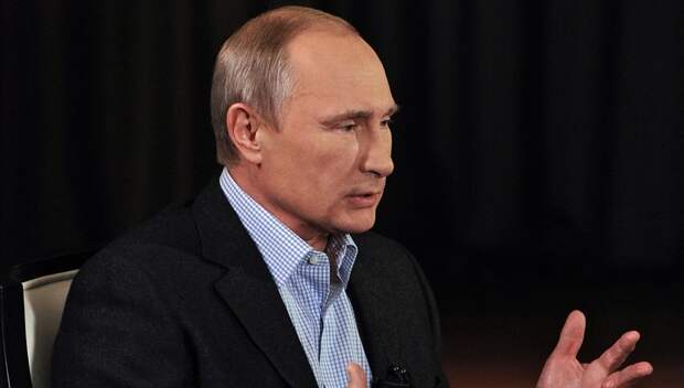 Путин просит жестко бороться с валютными спекулянтами Путин просит жестко бороться с валютными спекулянтами