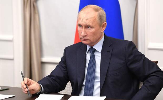Британия объявила России войну.