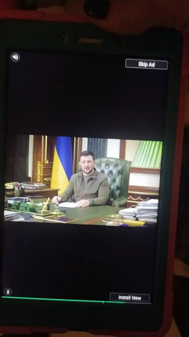 Зеленский пришёл на смену «синему киту»