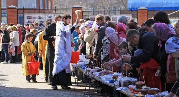 Вот почему нельзя в церкви поджигать свою свечу от рядом стоящей истории, нужно знать, свечи, церковь