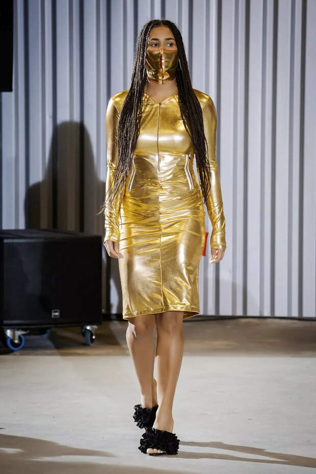 Xuly Bët Spring/Summer 2021 Ready-to-Wear Xuly Bët Spring/Summer 2021 Ready-to-Wear Collection