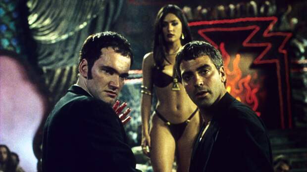 Древние боги смерти прячутся в стриптиз-баре: что на самом деле показал Родригес в «От заката до рассвета»