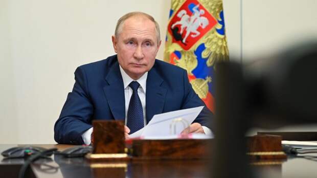 Путин внимательно следит за программой «Время героев», заявили в Кремле