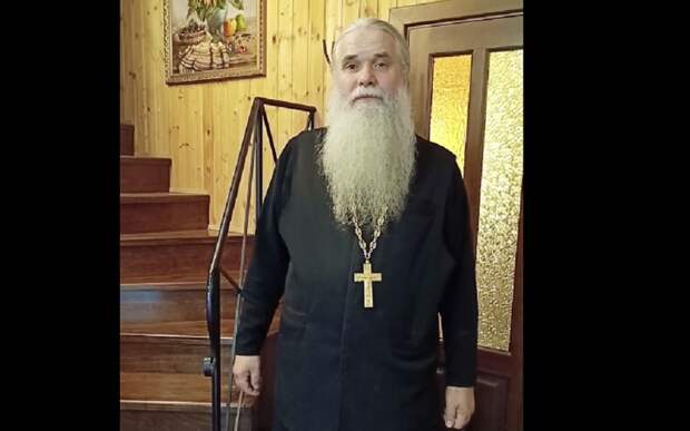 Рязанский священник предложил приравнять целителей к сатанистам*