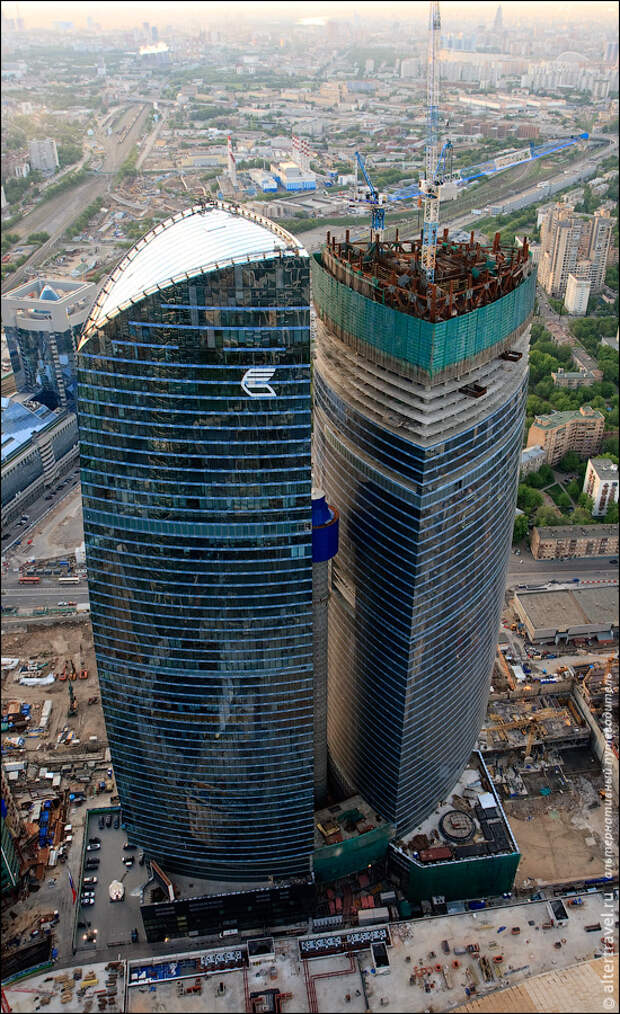 Сколько этажей в самом высоком доме москвы