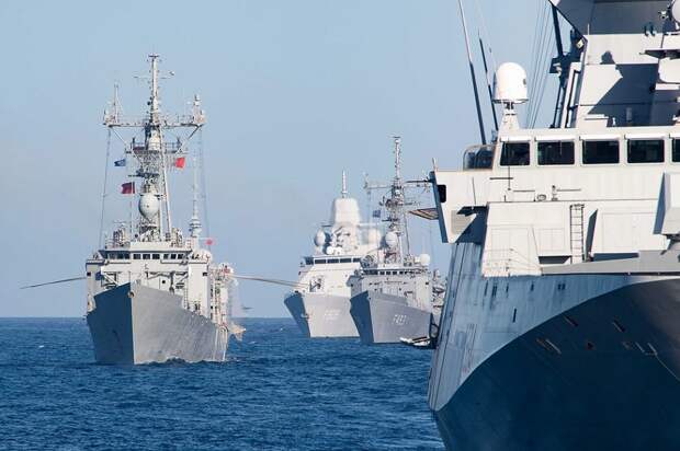 Военные корабли НАТО.png