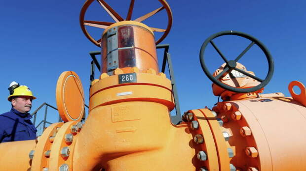 Яценюк: убытки от несвоевременных закупок газа Украиной составят пять миллиардов долларов