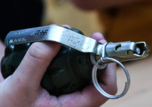 В Киеве и Одессе от взрыва гранат в квартирах погибли люди В Киеве и Одессе от взрыва гранат в квартирах погибли люди