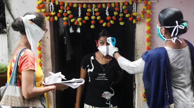 В Индии за сутки зафиксировали рекордное число новых случаев COVID-19