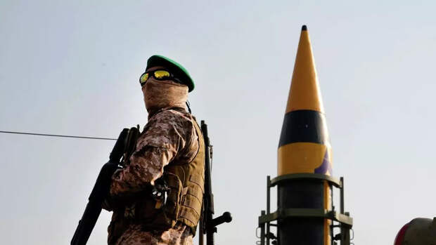 КСИР пообещал жестко ответить на приближение военных судов к Ормузу