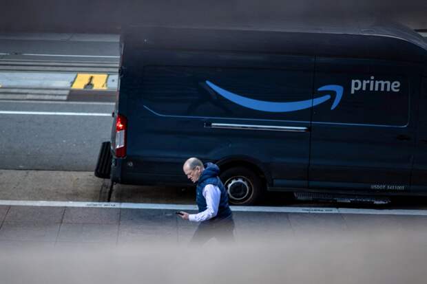 Рассылку Amazon писем о массовых увольнениях назвали ошибкой