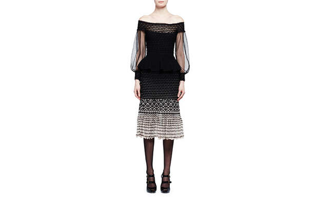 Alexander McQueen, цена по запросу. Alexander McQueen, цена по запросу.