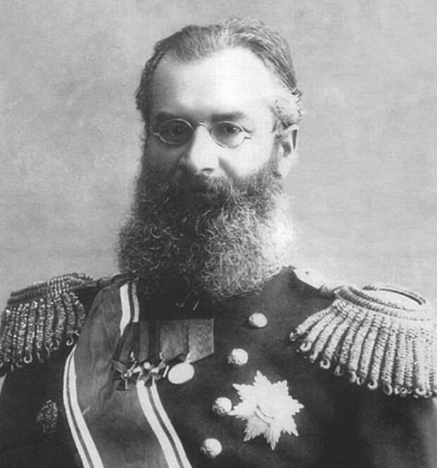 Герой Социалистического труда и царский генерал флота