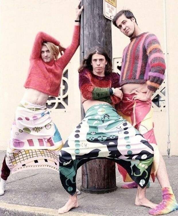 7 крутых фото группы Nirvana в женской одежде