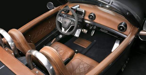 Необычный трицикл Vanderhall Laguna