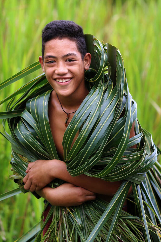 4. Самоанский юноша люди, мир, страны, фото