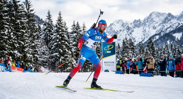 IBU не хочет "заморачиваться": Бажин объяснил, что мешает допуску биатлонистов