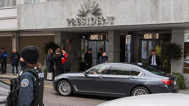 Глава комитета Совфеда Карасин отметил особый характер переговоров в Женеве