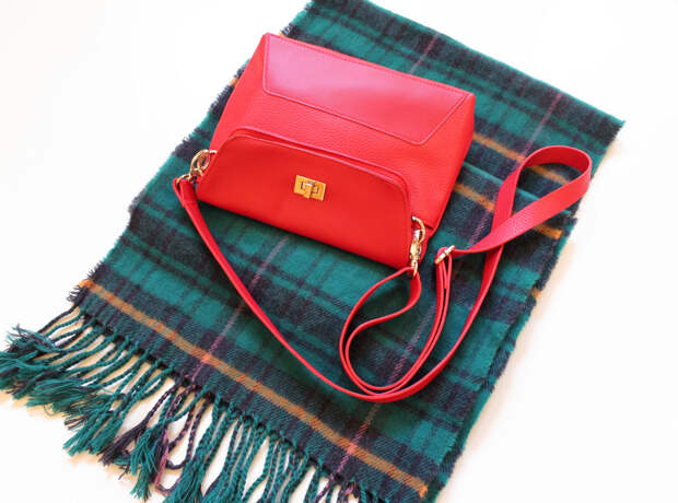 Holiday Overstock Sale Photo