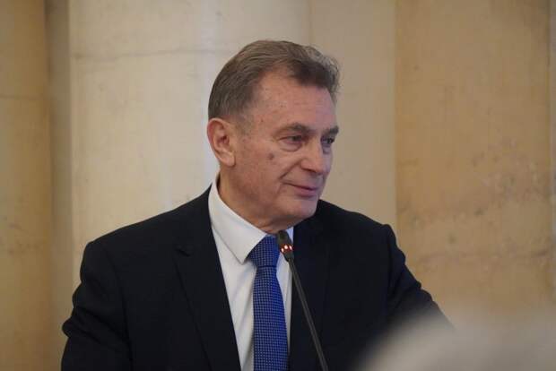 В РАН обсудили космическую науку, ядерные двигатели и планы лунных баз