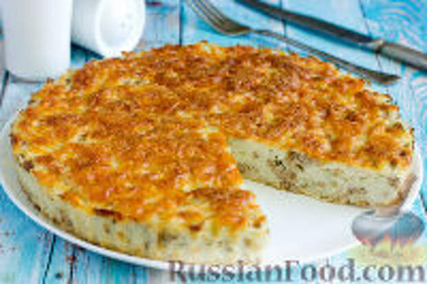 Фото к рецепту: Лапшевник с фаршем