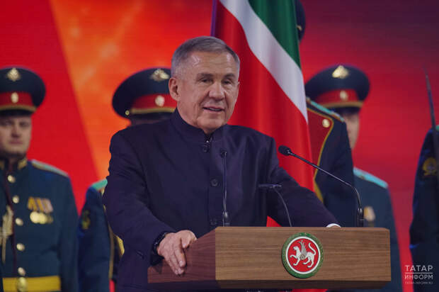 Рөстәм Миңнеханов: Саклаучы ул – иленә, гаиләсенә, бурычына тугры калучы