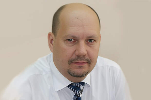 Одновременно с переходом под крыло «Технодинамики» в УЗГА сменился и генеральный директор. Им назначен бывший камазовец Леонид Лузгин