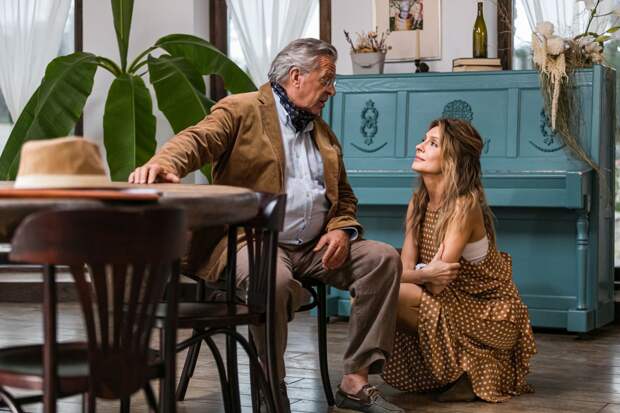 Елена Подкаминская, Андрей Ургант и Роман Маякин почувствуют себя «Виноделами» 22 сентября