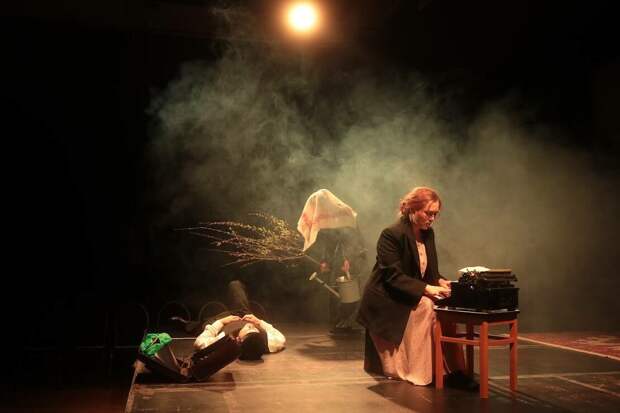 «Тамырларсыз нишләрмен?»: Берлин сәхнәсендә Гаяз Исхакый дөньясы