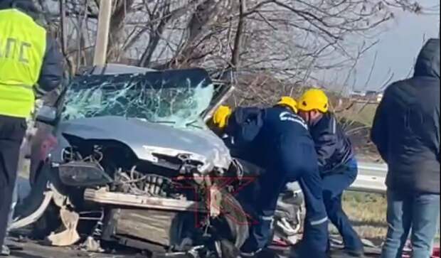 где разбитые машины. разбитый форд гт 40. Beamng drive car crash simulator игры. разбитый спорткар. ламборджини мурселаго sv авария.