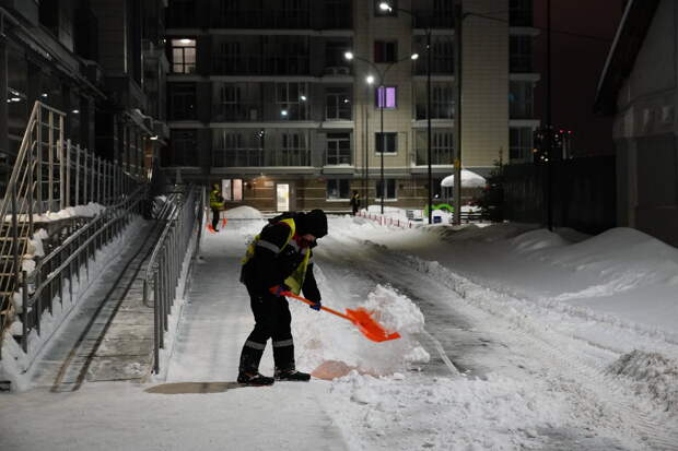 Идарәче компанияләр ишегалларындагы карны күпме вакыт эчендә чистартырга тиеш?