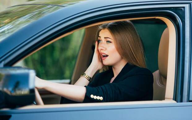 Инструкция для «подснежников»: как правильно и быстро парковаться параллельно