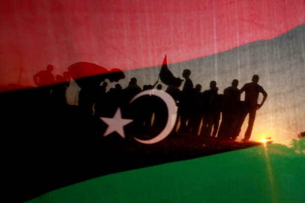 В Ливии разрешат баллотироваться в президенты сыну Муаммара Каддафи и главе ЛНА Хафтару