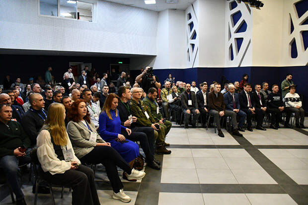 «Герои НовоСибири» приняли участие в областном слёте ветеранов СВО