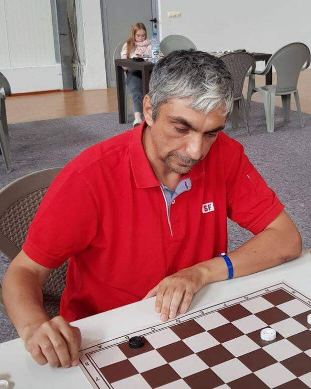 Тульский гроссмейстер Гетманский взял серебро Чемпионата России по шашкам