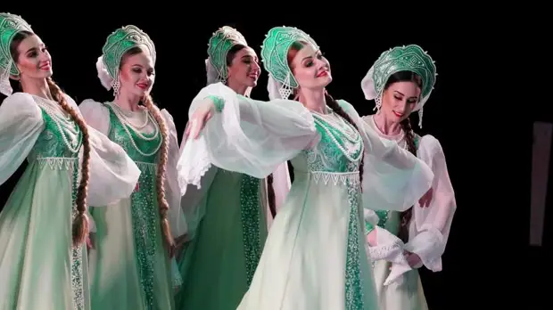 Из Донбасса с любовью: как Россия встретила артистов из ДНР